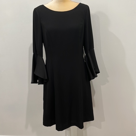 Adrianna Papell Crepe-Back Satin with Ruffle Sleeve Dress Size 8 - Picture 3 of 16